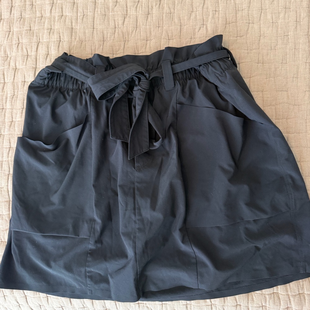 Athleta Black Paperbag Waist Tie Skort